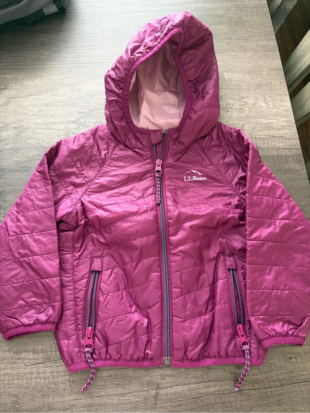 L.L. Bean Girls' 12-18 Month Hooded Puffer Jacket in Berry Pink/Purple
